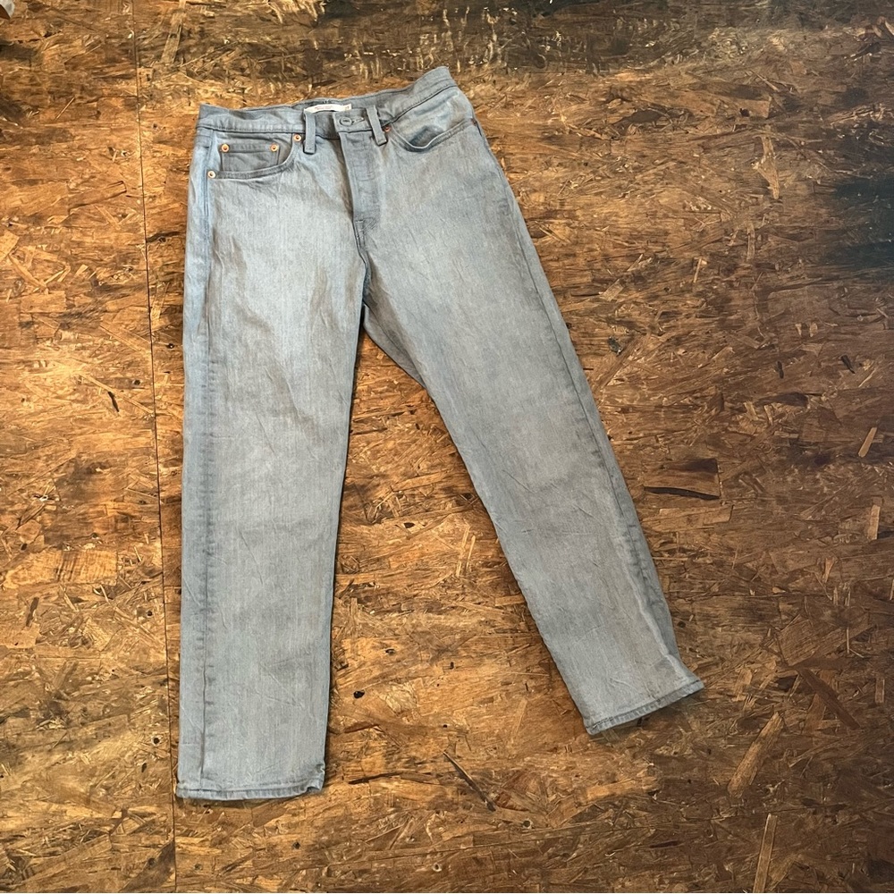 Light Wash Women's Straight-Leg Jeans